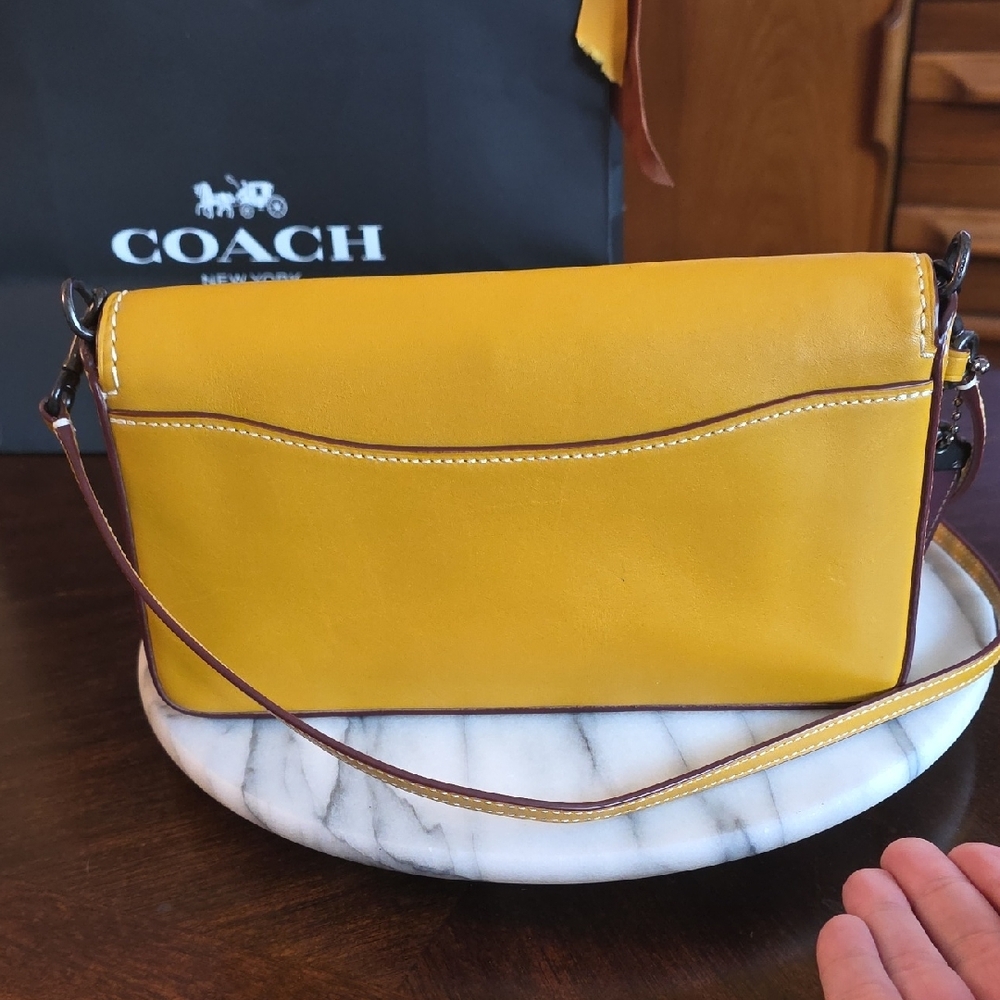 Coach 1941 Dinky Glovetanned Leather, Antique Black Hardware, Includes Dusty! - Picture 12 of 16